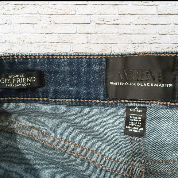 WHBM Mid-Rise Blue Jeans size 2 - Picture 3 of 3